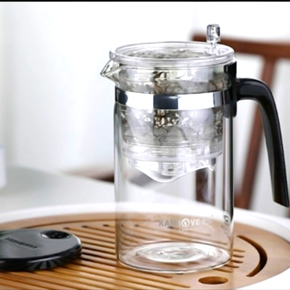 New an Elegant glass tea infuser. Perfect for brewing your favorite tea